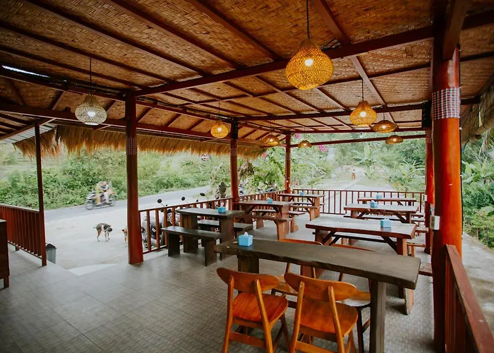 Jun Guest house Sakti